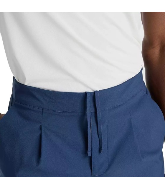 Calções de torneio azul marinho da New Balance. | IPONTENNIS