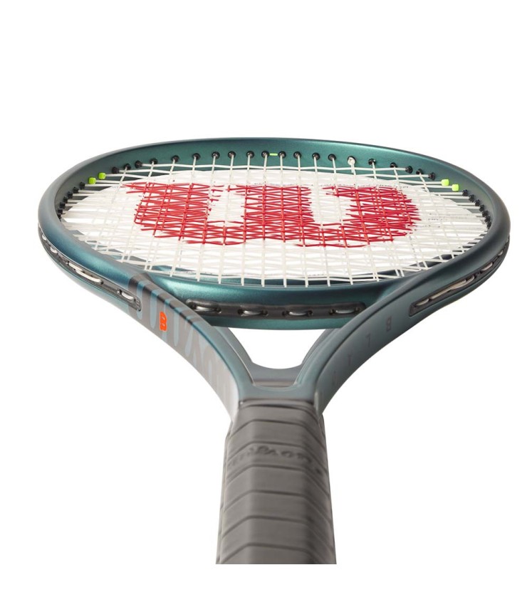 Raquette de test Wilson Blade 104 v9 (290g) | Ipontennis
