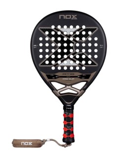 NOX AT10 Pro Cup Duro 2026 Potenza e precisione