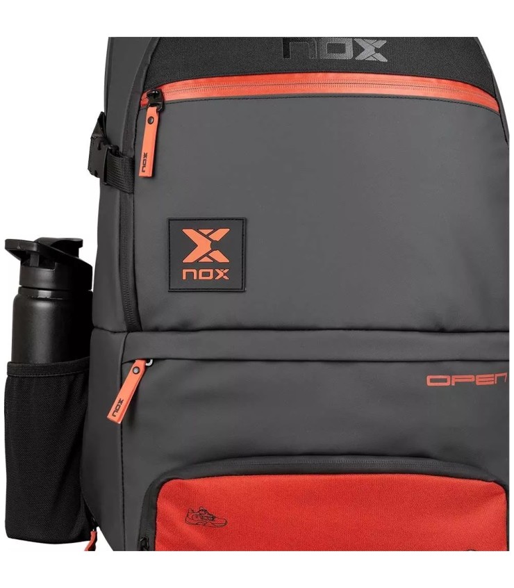 Mochila Nox Luxury Open Series preta e vermelha | IPONTENNIS